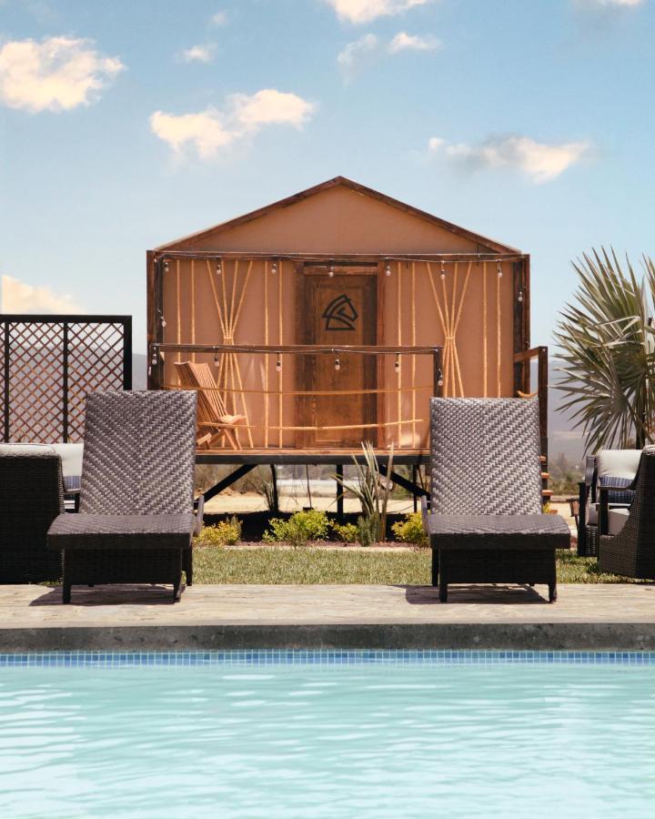 ואלה דה גוואדלופה Indomito Resort & Hotel Boutique מראה חיצוני תמונה