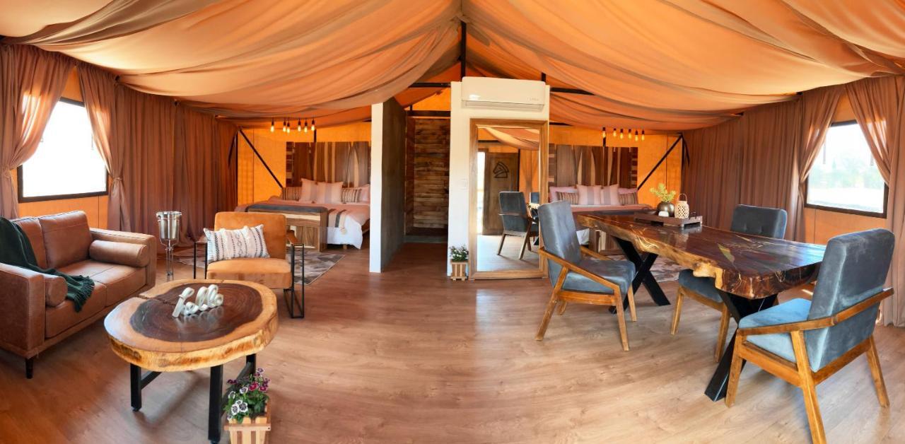 ואלה דה גוואדלופה Indomito Resort & Hotel Boutique מראה חיצוני תמונה