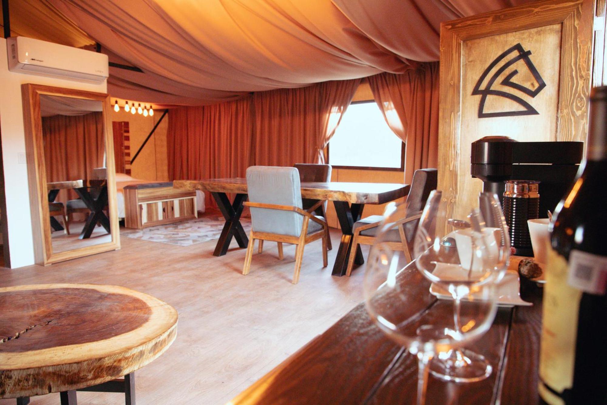 ואלה דה גוואדלופה Indomito Resort & Hotel Boutique מראה חיצוני תמונה