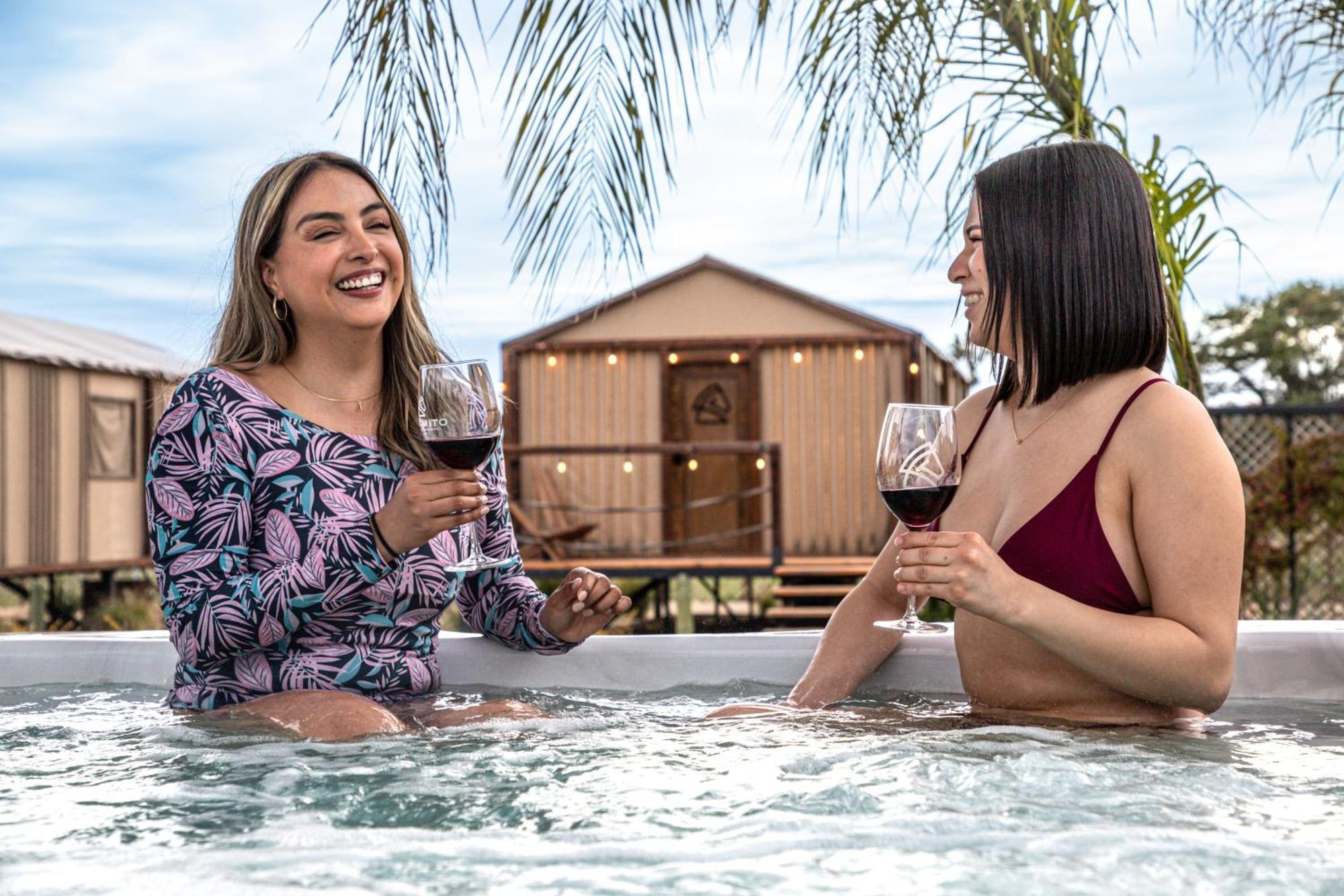 ואלה דה גוואדלופה Indomito Resort & Hotel Boutique מראה חיצוני תמונה
